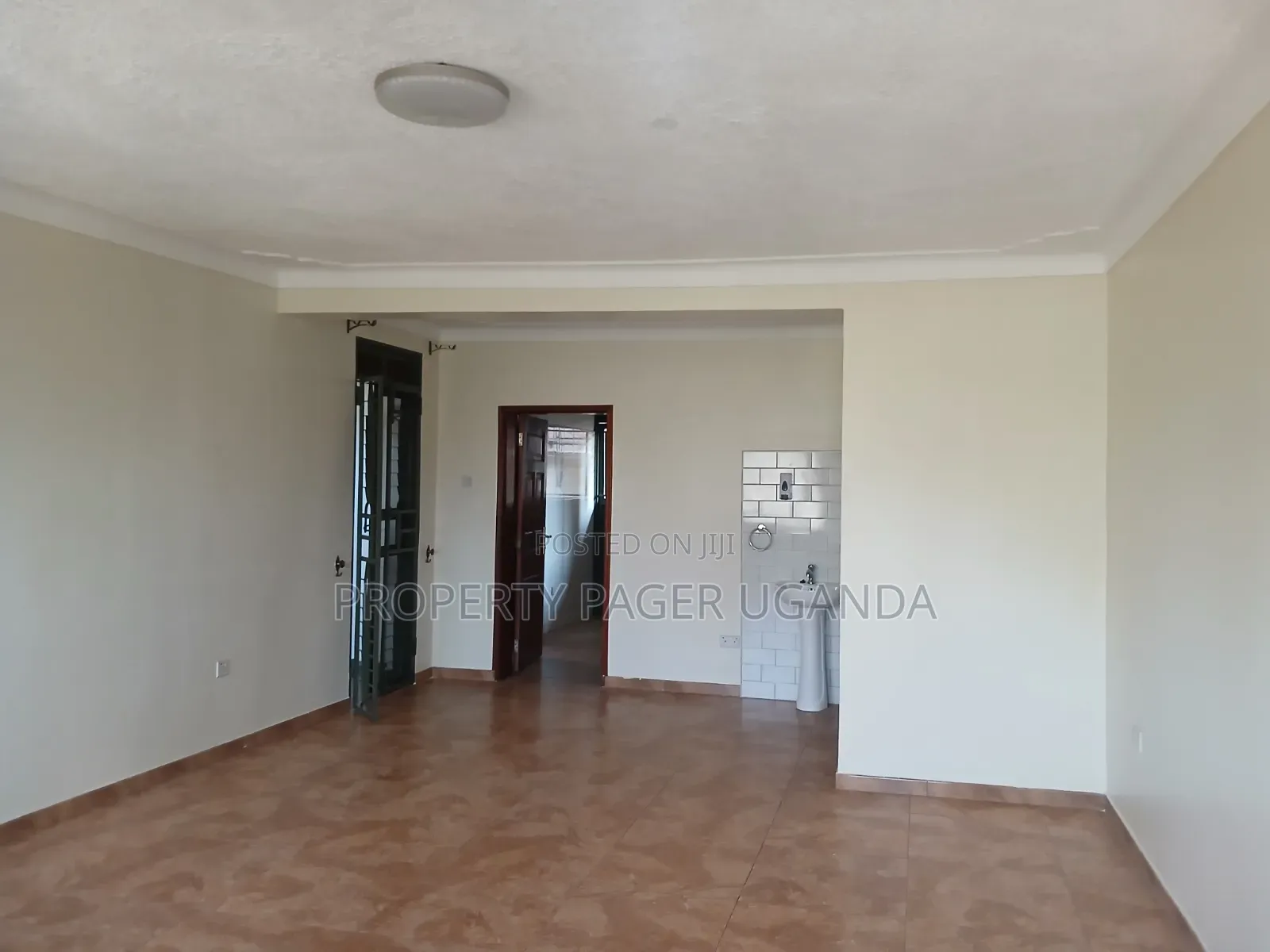 3bdrm Apartment in Kyambogo, Nakawa for rent