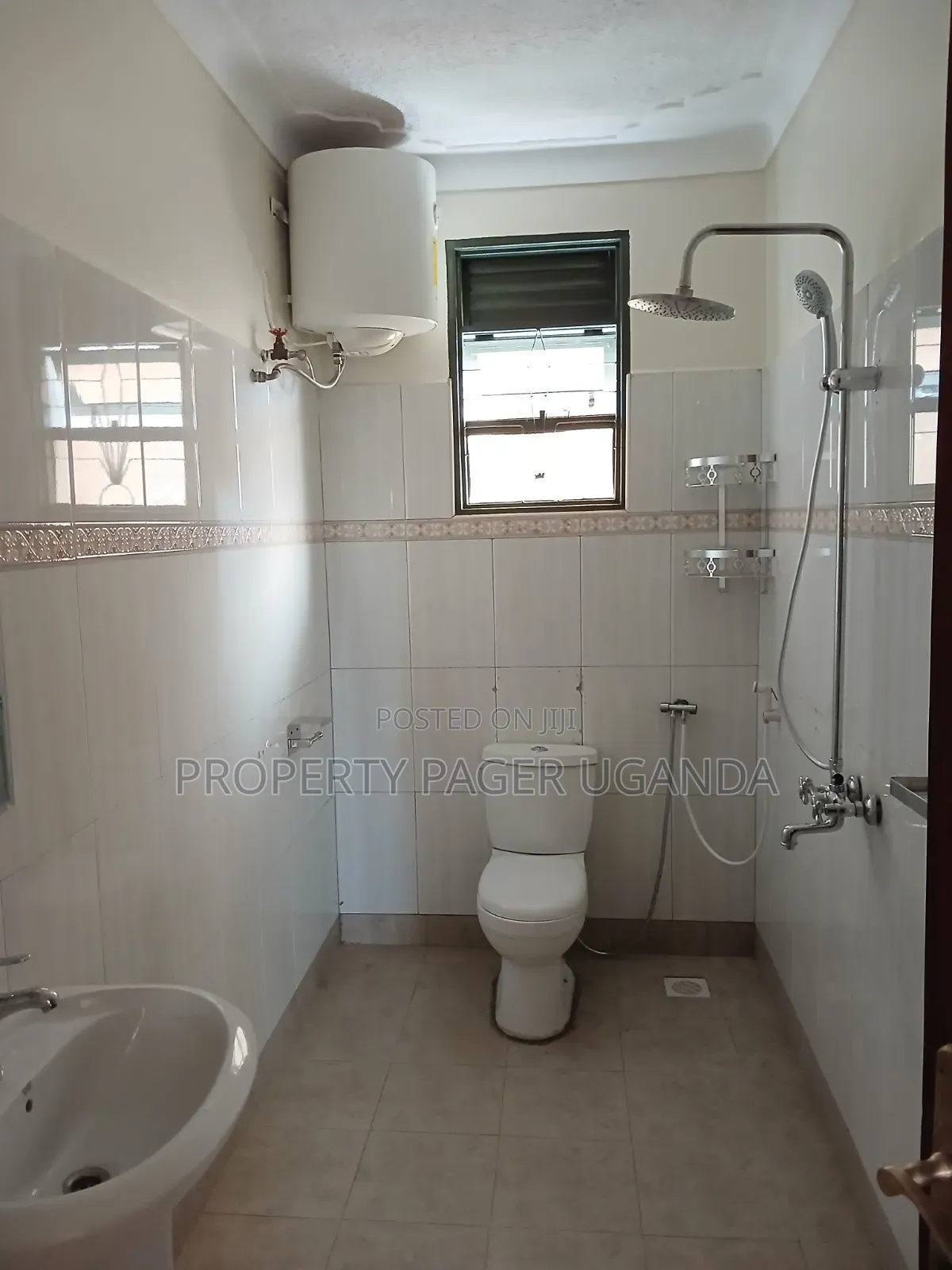 3bdrm Apartment in Kyambogo, Nakawa for rent