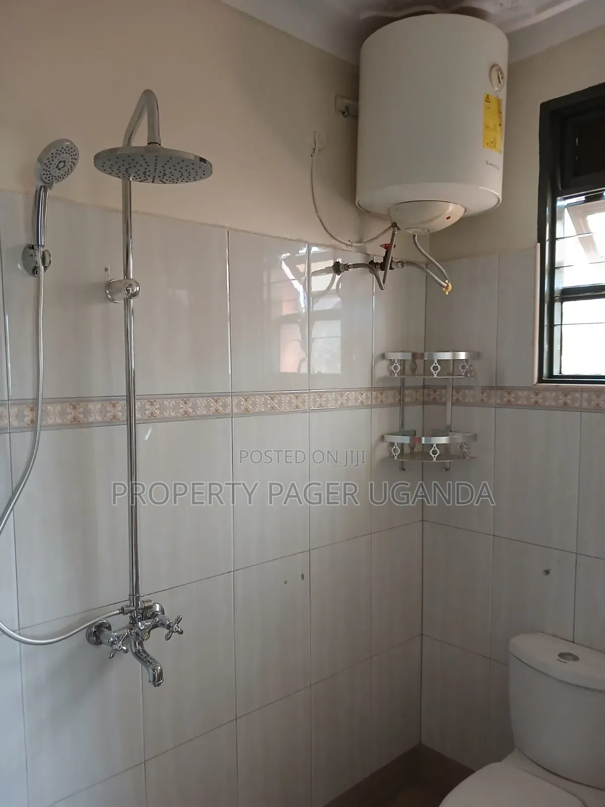 3bdrm Apartment in Kyambogo, Nakawa for rent