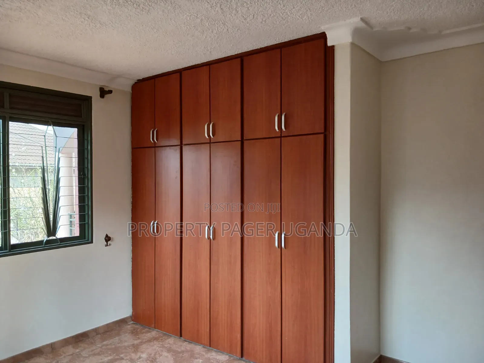 3bdrm Apartment in Kyambogo, Nakawa for rent