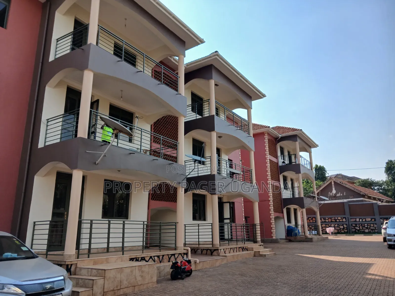 3bdrm Apartment in Kyambogo, Nakawa for rent