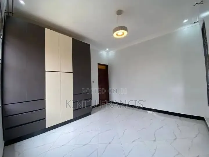 2bdrm House in Kisaasi Bukoto, Central Division for rent