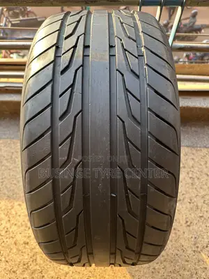 285/35zr22 Farroad Japan Used Tires Good Condition