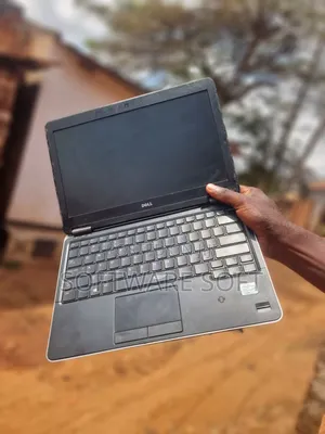 Laptop Dell Latitude E5300 4GB Intel Core i7 SSD 128GB