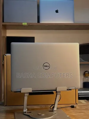 New Laptop Dell Latitude 5330 16GB Intel Core i7 SSD 256GB