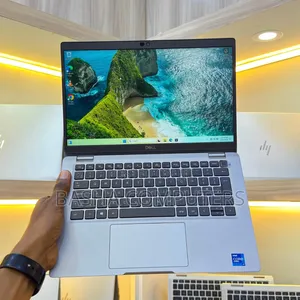 New Laptop Dell Latitude 5320 16GB Intel Core i7 SSD 256GB