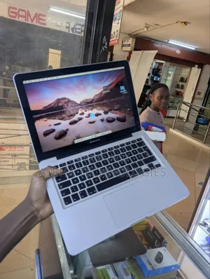 Laptop Apple MacBook 2010 4GB Intel Core 2 Duo HDD 320GB