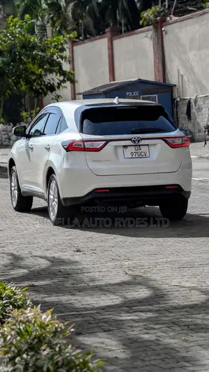 Toyota Harrier 2017 White