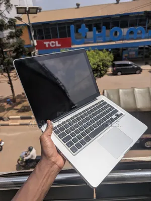 Laptop Apple MacBook Air 2010 4GB Intel Core 2 Duo HDD 320GB
