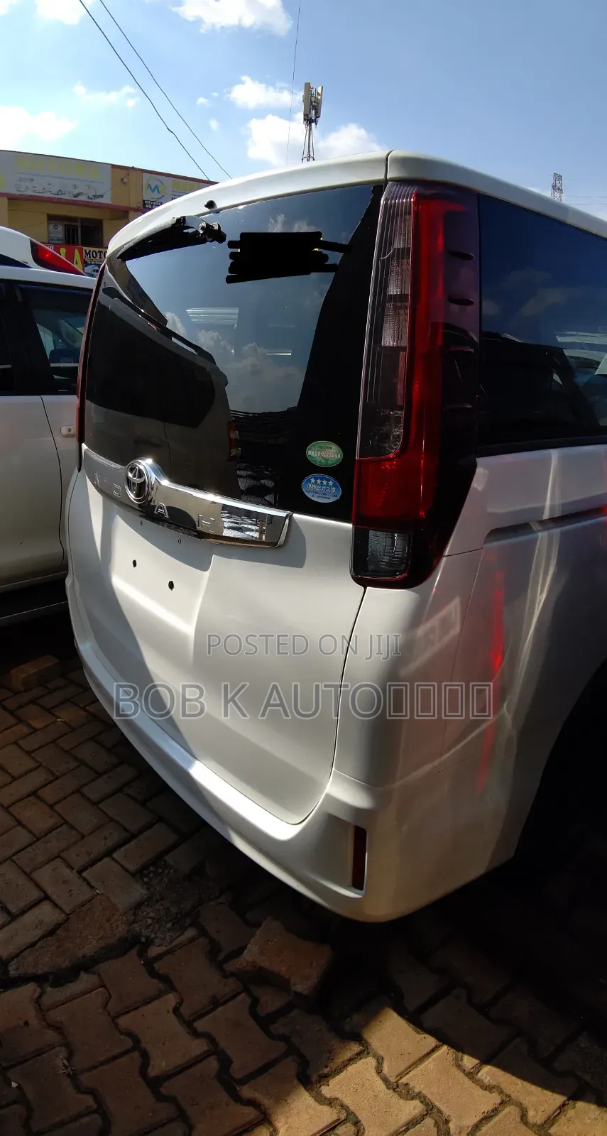 Toyota Noah 2016 White