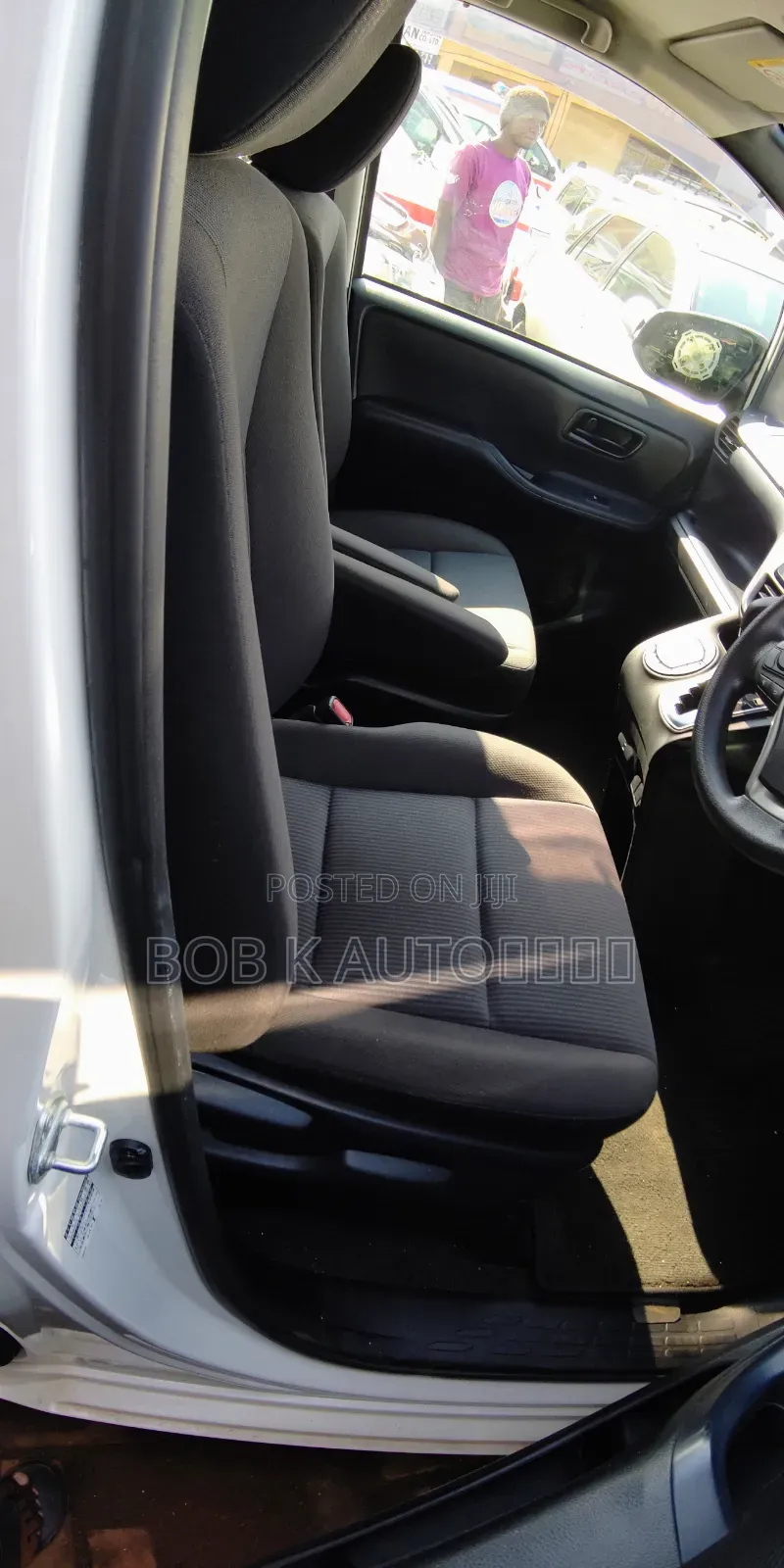 Toyota Noah 2016 White