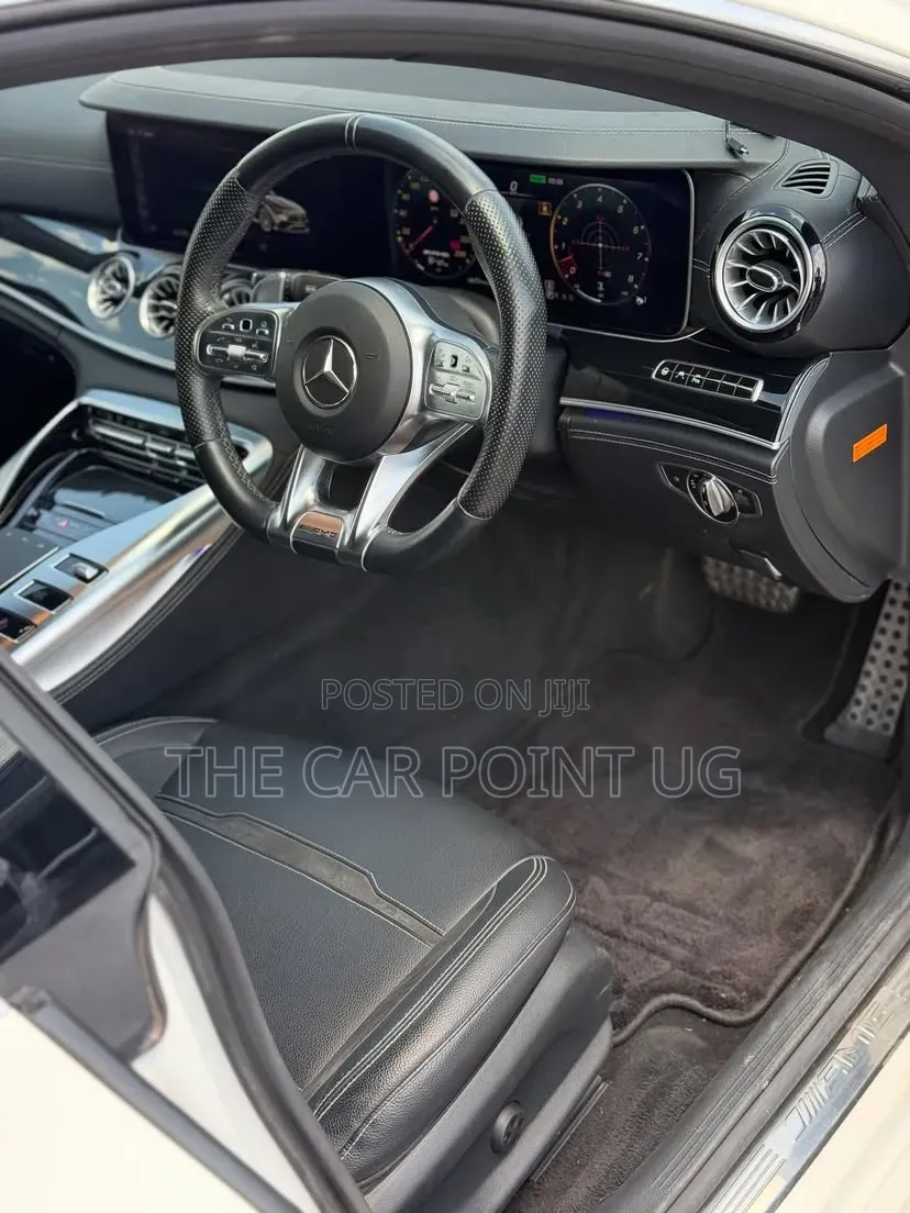 Mercedes-Benz AMG GT 2021 White