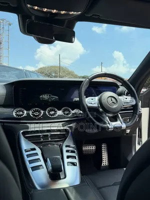 Mercedes-Benz AMG GT 2021 White