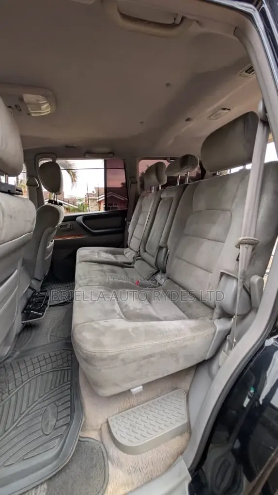 Toyota Land Cruiser Prado 2005 Silver