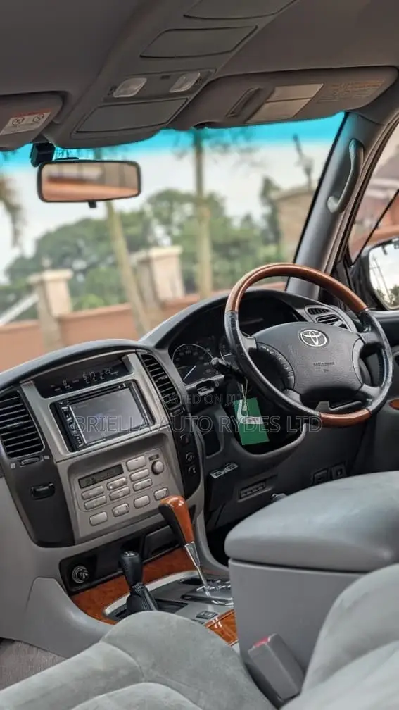 Toyota Land Cruiser Prado 2005 Silver