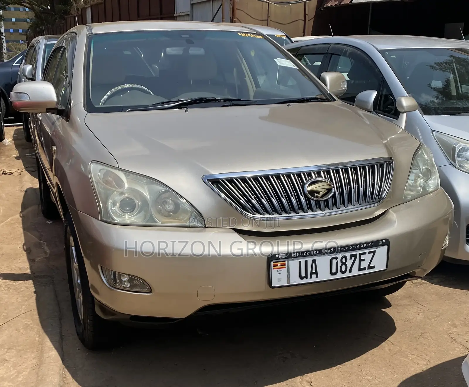 Toyota Harrier 2.4 4WD 2011 Gold