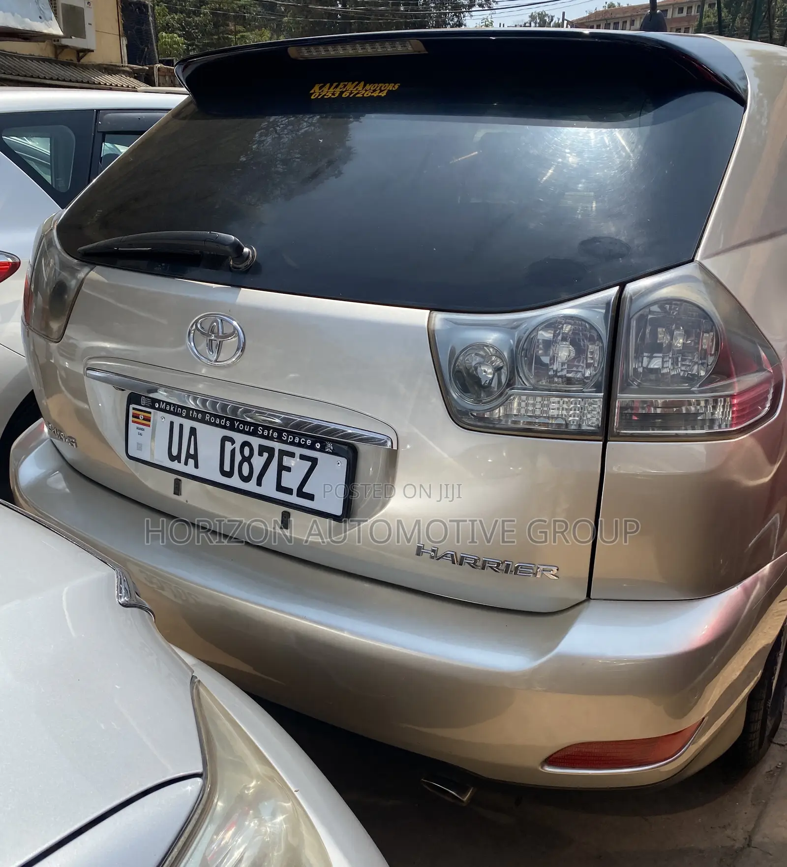 Toyota Harrier 2.4 4WD 2011 Gold