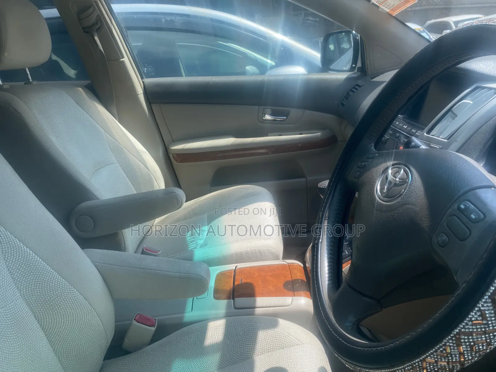 Toyota Harrier 2.4 4WD 2011 Gold