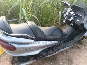 Yamaha Majesty 2014 Silver
