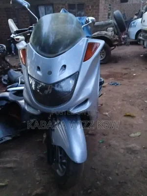 Yamaha Majesty 2014 Silver