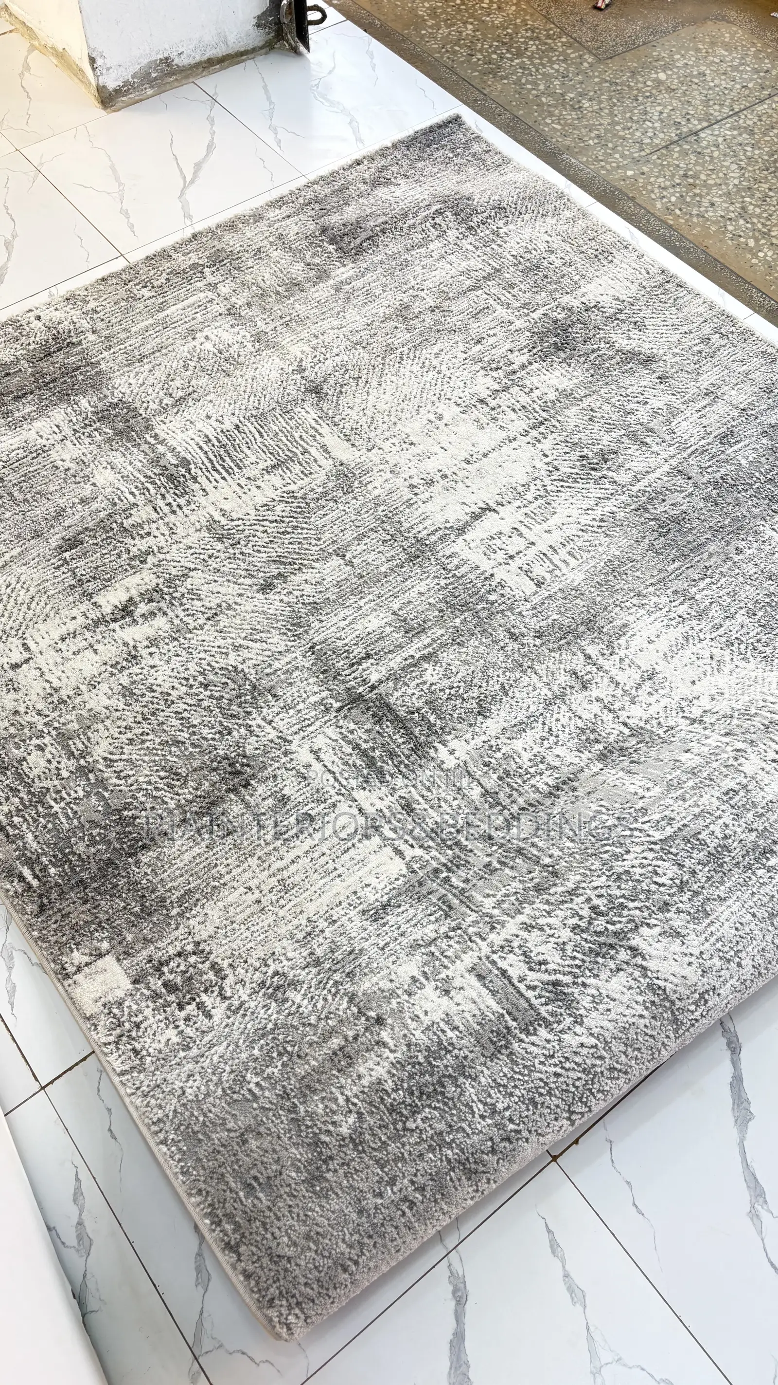Area Rugs in Medium Size