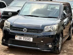 Toyota Corolla Rumion Hatchback 1.5 FWD 2010 Black