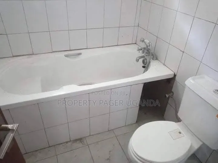 4bdrm Bungalow in Kira for rent