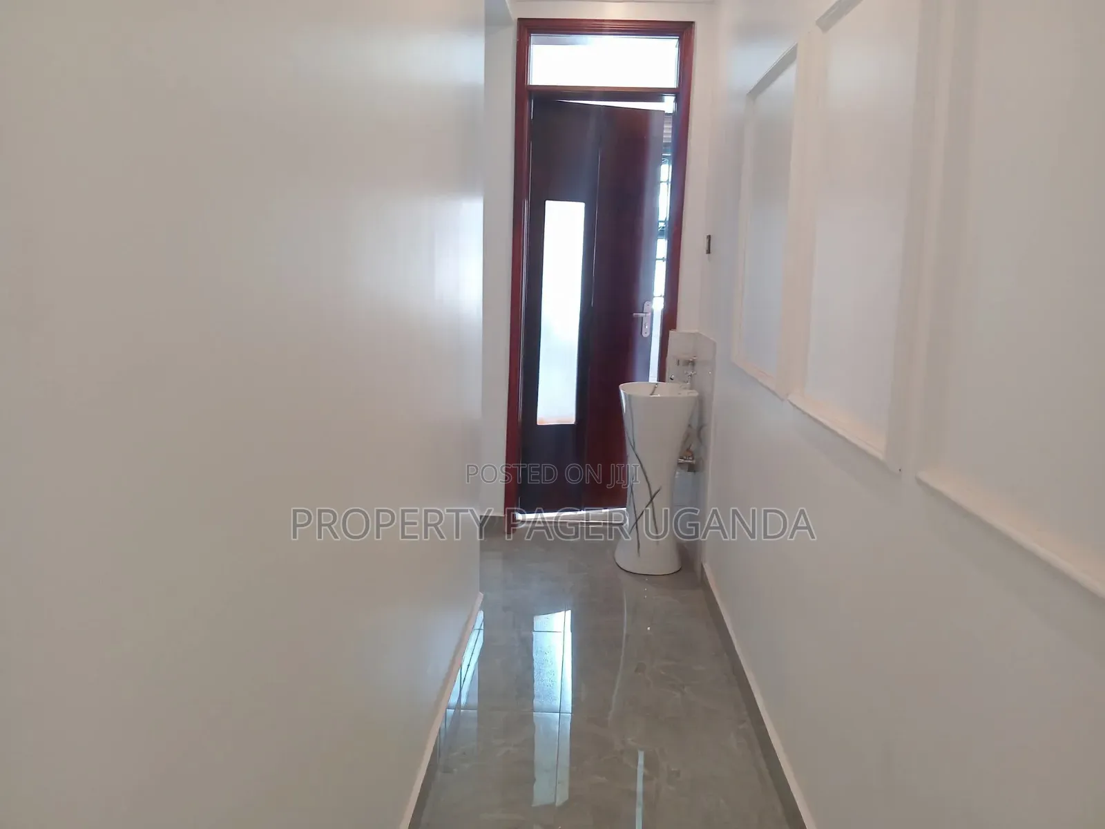 2bdrm Apartment in Buwaate, Kira for rent