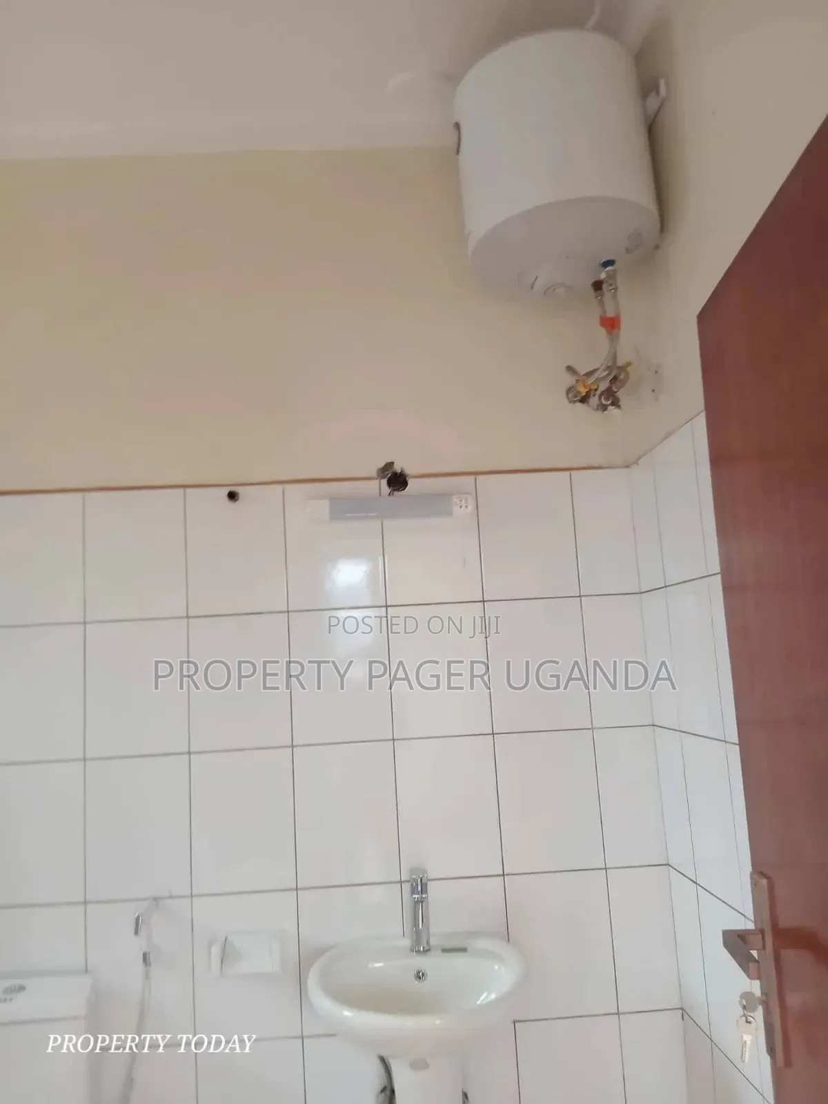 3bdrm Apartment in Kira for rent