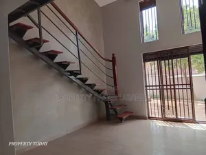 1bdrm Duplex in Kira for rent