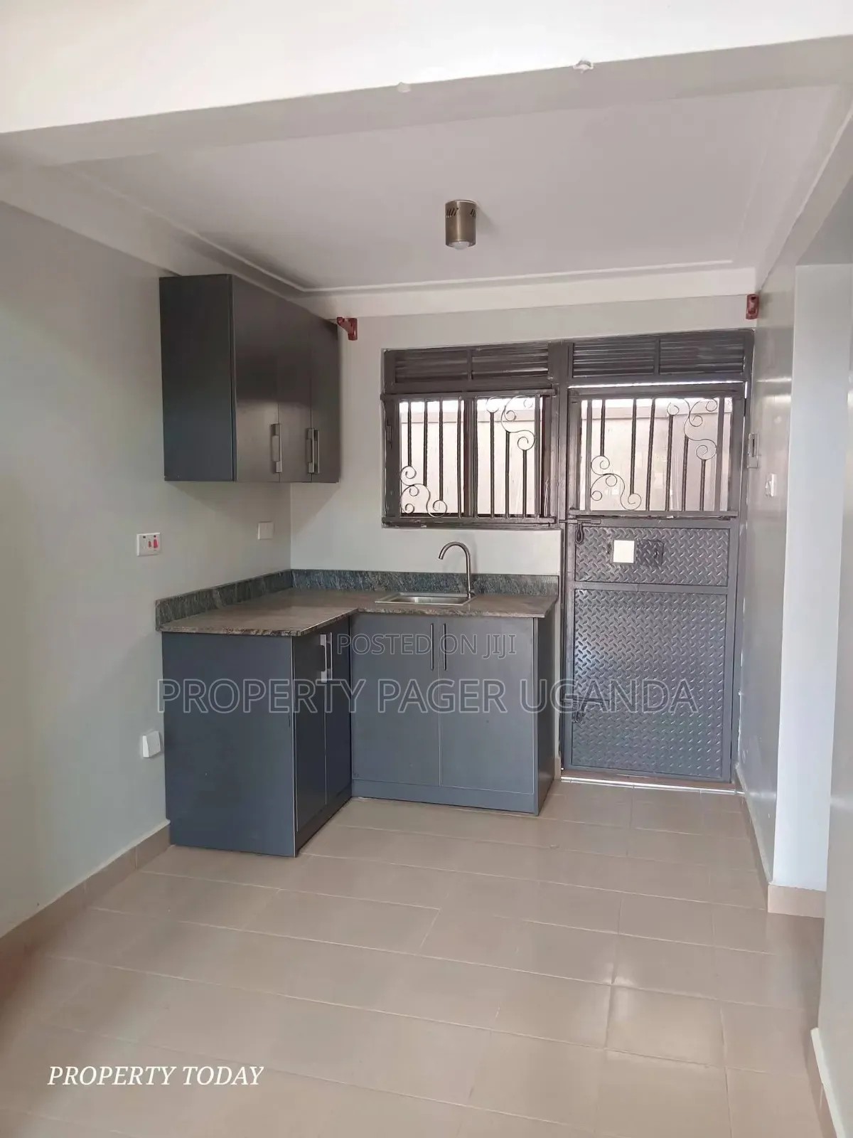 1bdrm Duplex in Kira for rent
