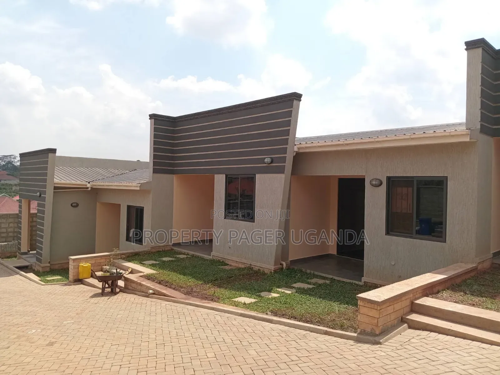 1bdrm House in Kira for rent