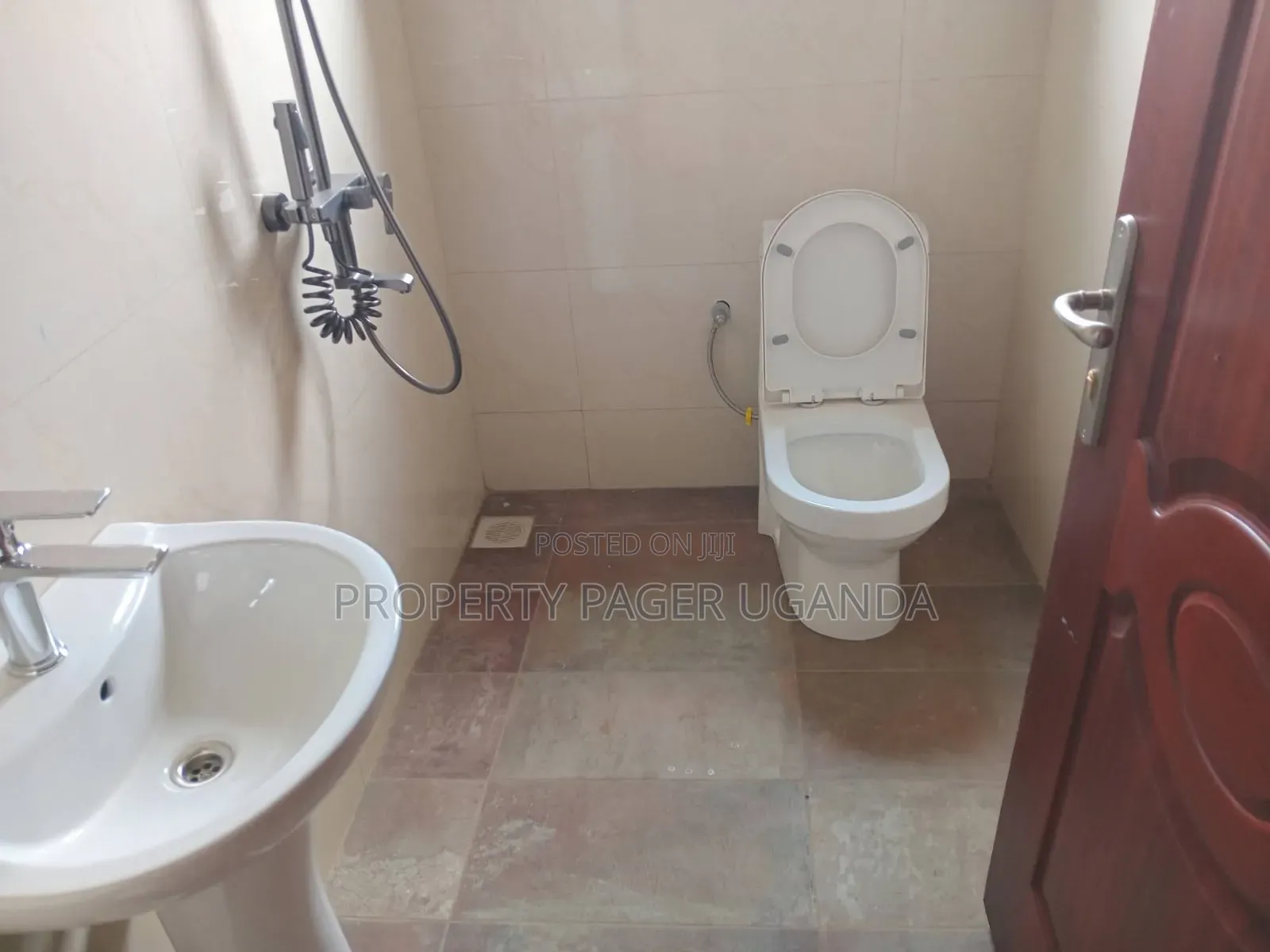 1bdrm House in Kira for rent