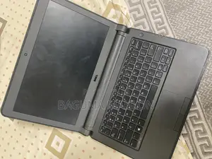 Laptop Dell Latitude 3340 4GB Intel Core i3 HDD 500GB