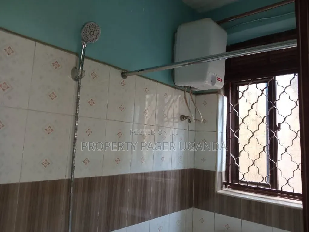 3bdrm Apartment in Kyaliwajjala, Kira for rent
