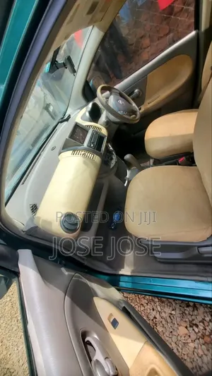 Nissan Note 2006 Green