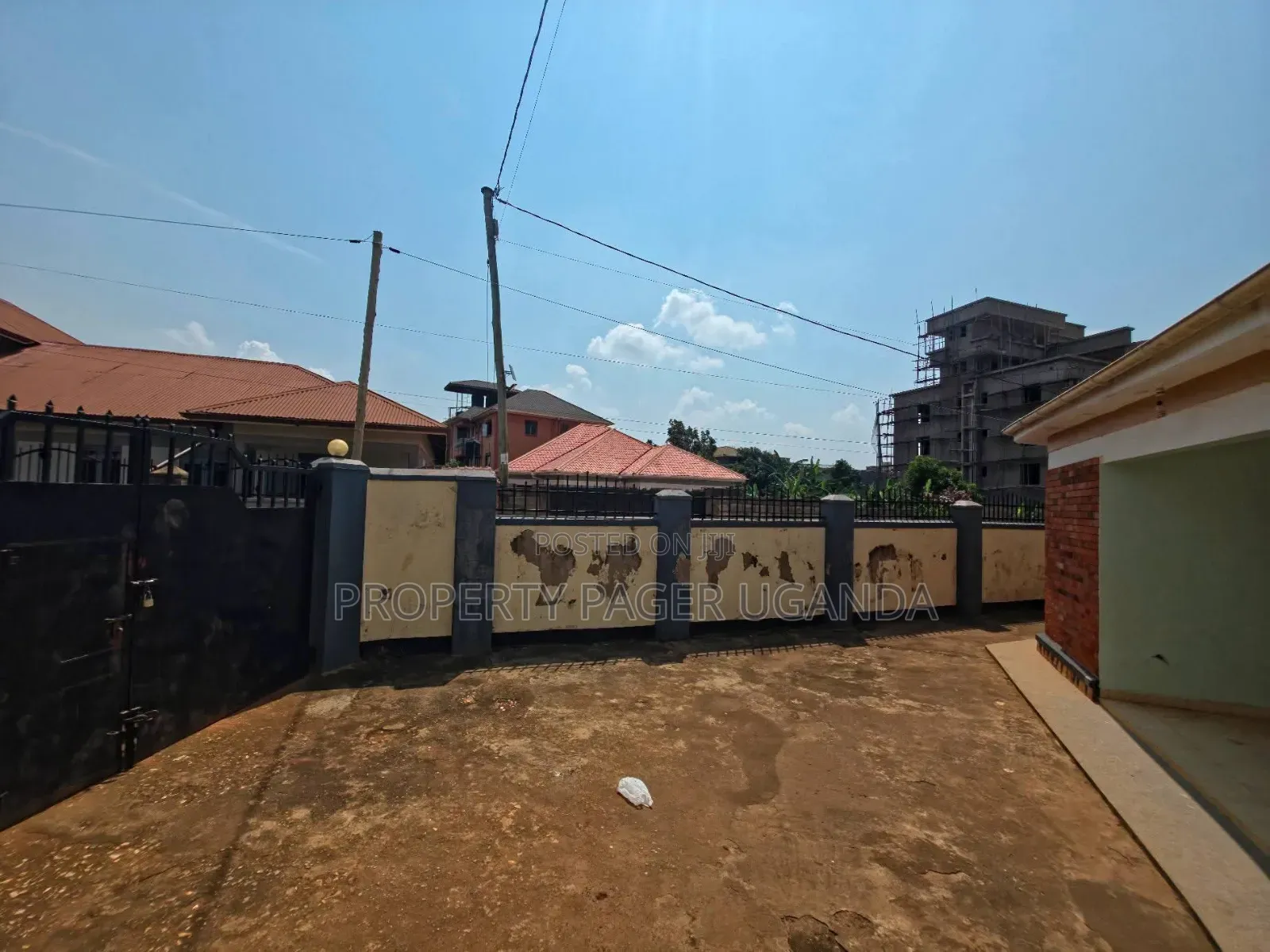 3bdrm Bungalow in Najjera-Buwaate, Kira for sale