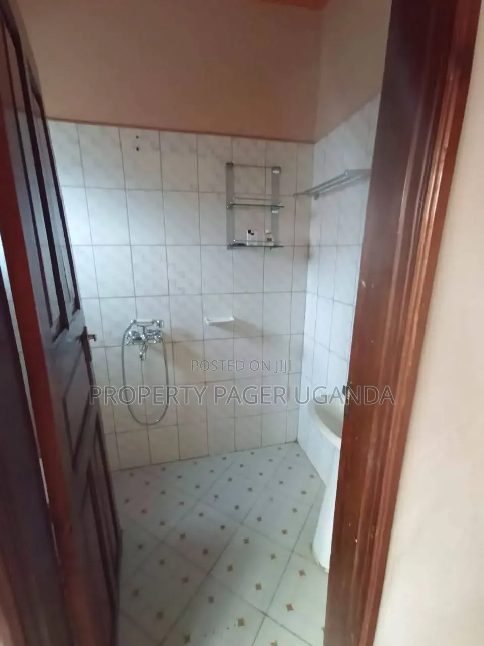 3bdrm Bungalow in Najjera-Buwaate, Kira for sale