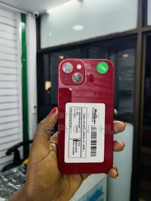 Apple iPhone 13 128 GB Red