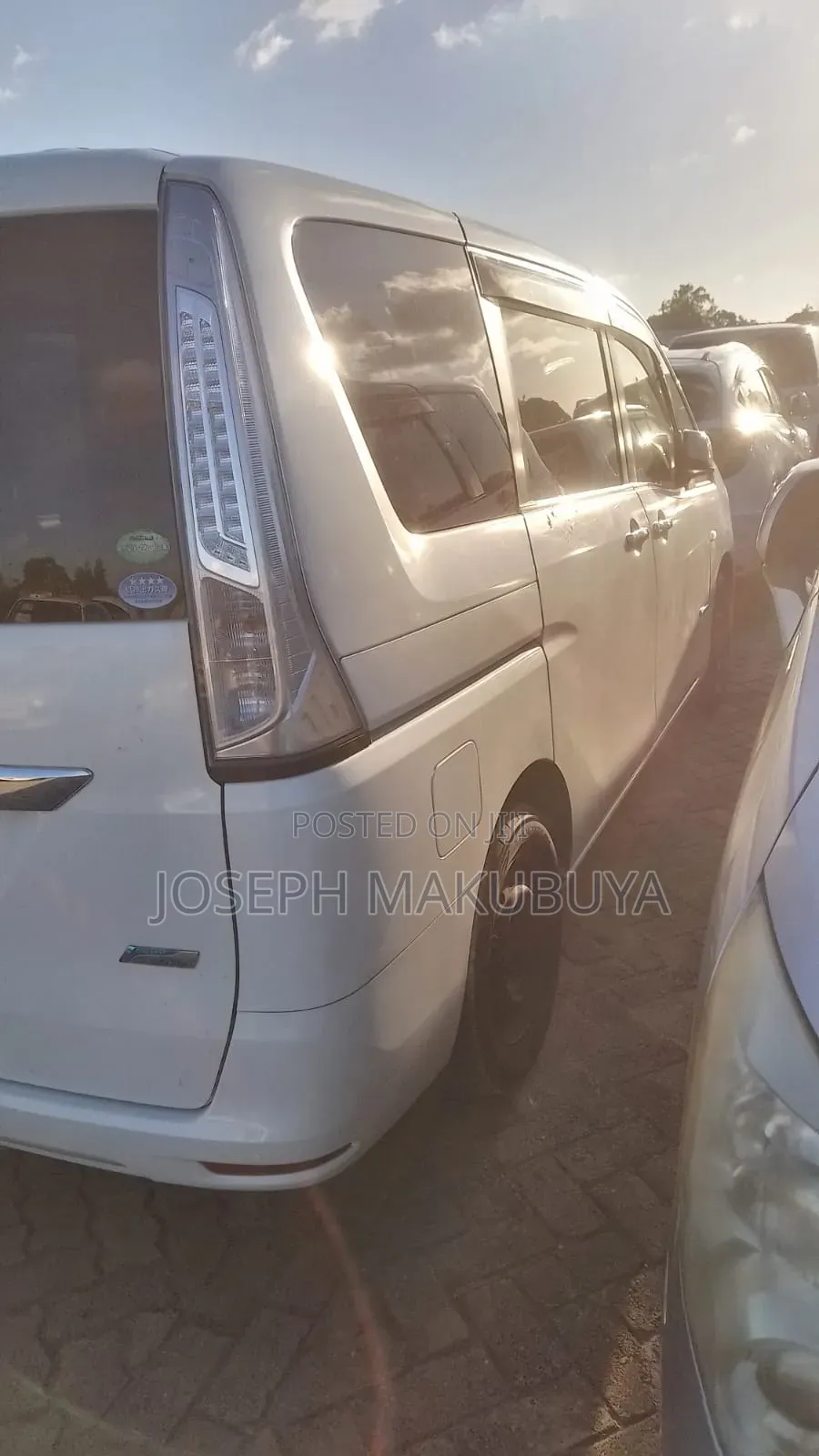 Nissan Serena 2013 White