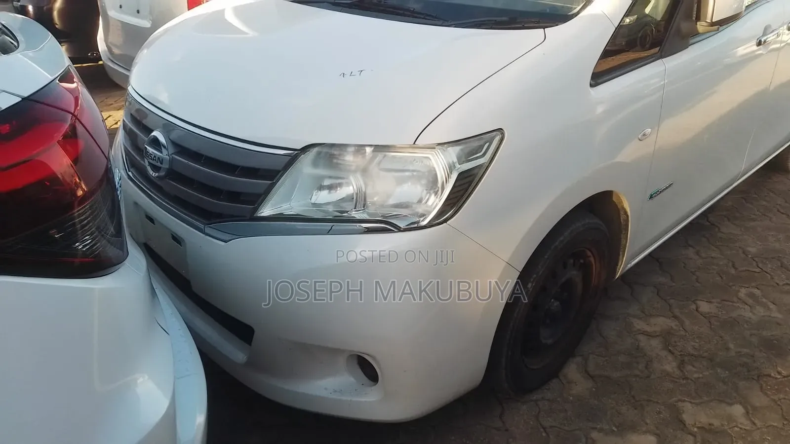 Nissan Serena 2013 White