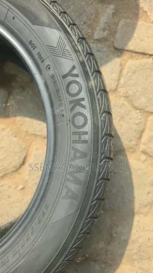 235/55r19 Mazda,honda,bmw,harrier Yokohama Foreign Used Tyres