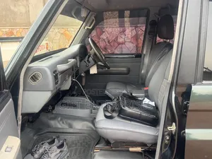 Toyota Land Cruiser Prado 1997 Black