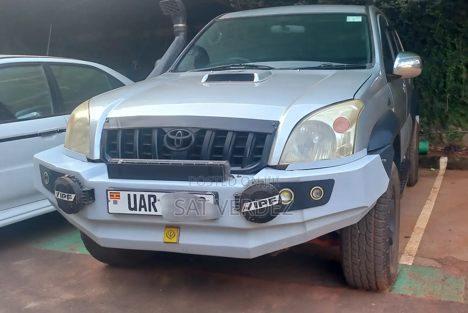 Toyota Land Cruiser 2009 Silver