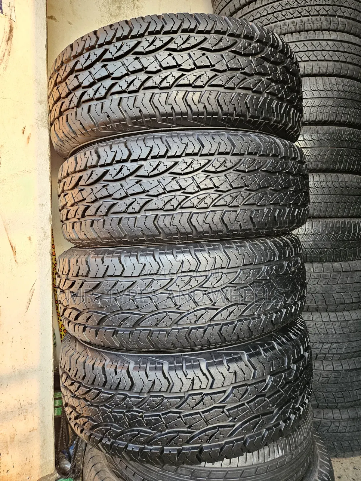 265 70 R16 SAVERO AT Used Only 2weeks Thay Are Almost New Tires Bro.