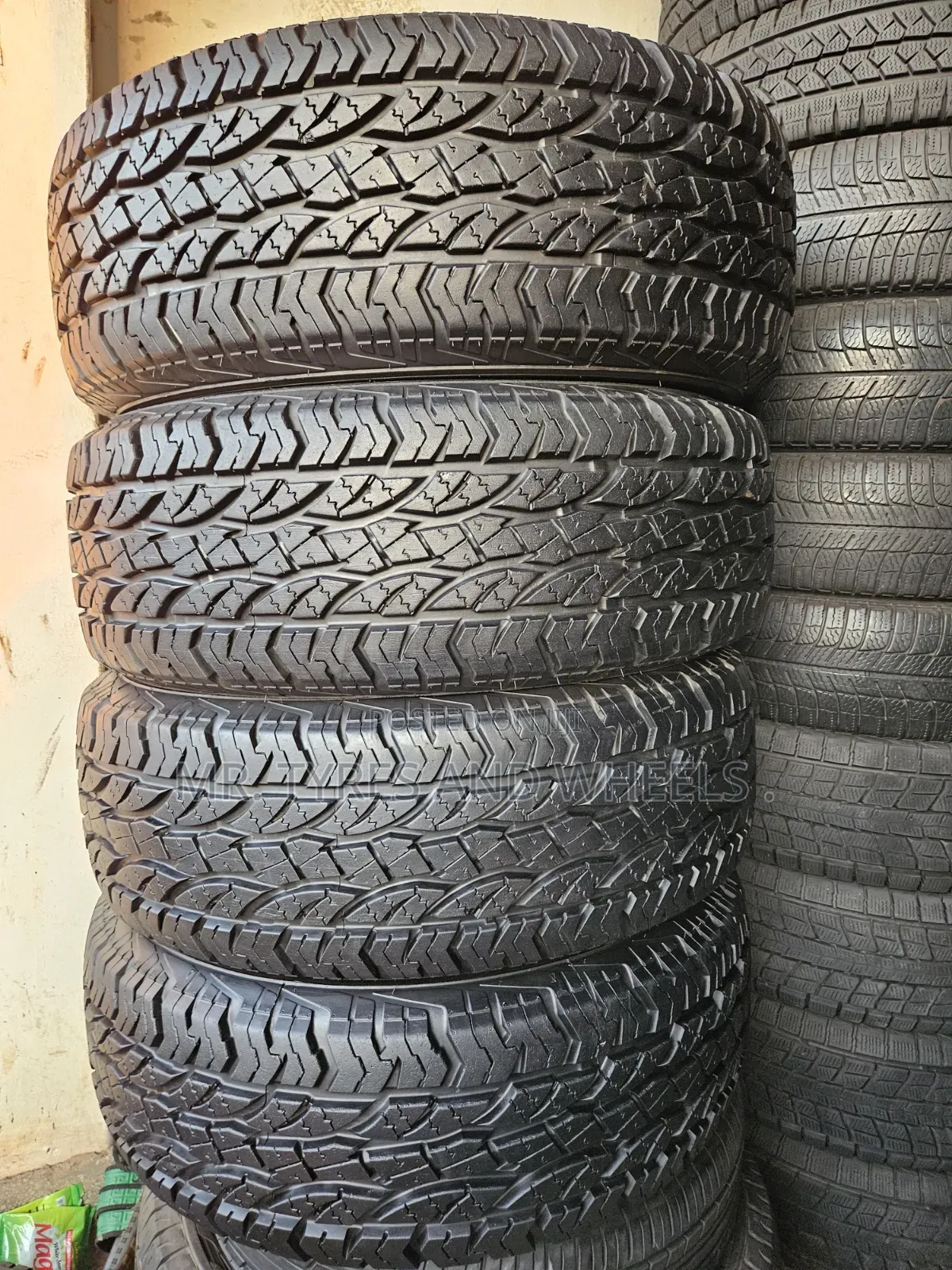 265 70 R16 SAVERO AT Used Only 2weeks Thay Are Almost New Tires Bro.