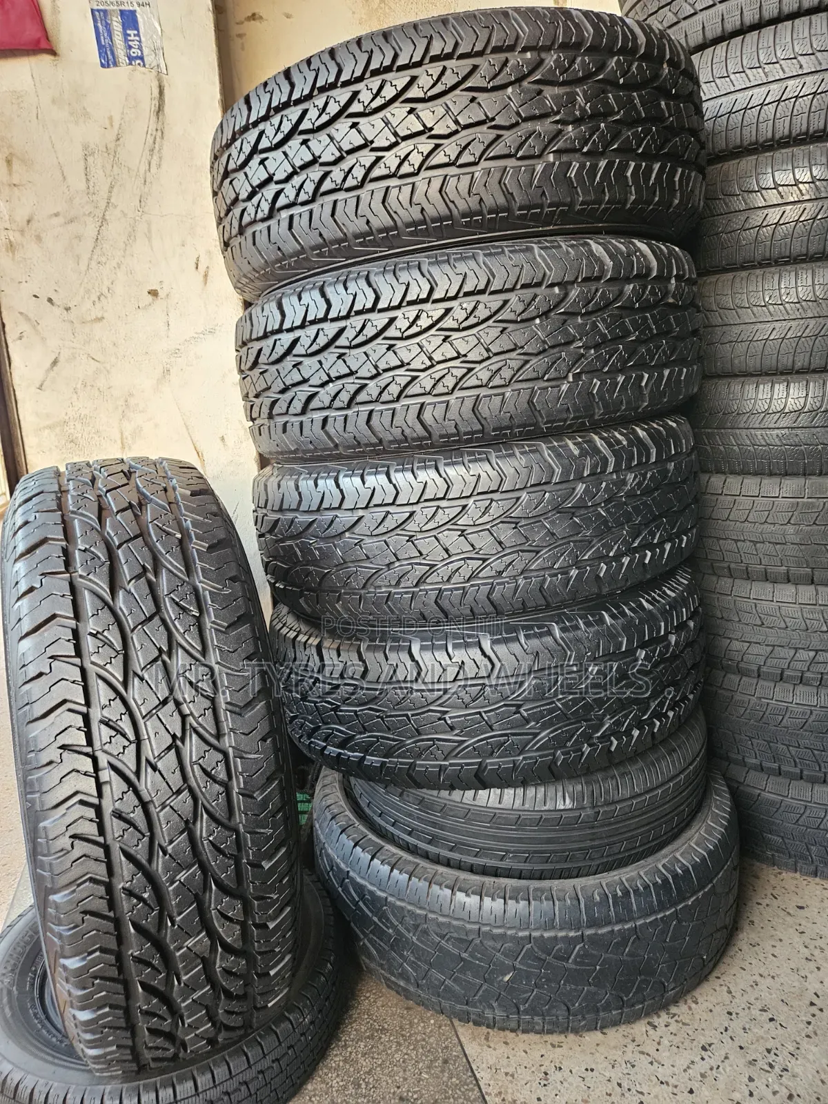 265 70 R16 SAVERO AT Used Only 2weeks Thay Are Almost New Tires Bro.