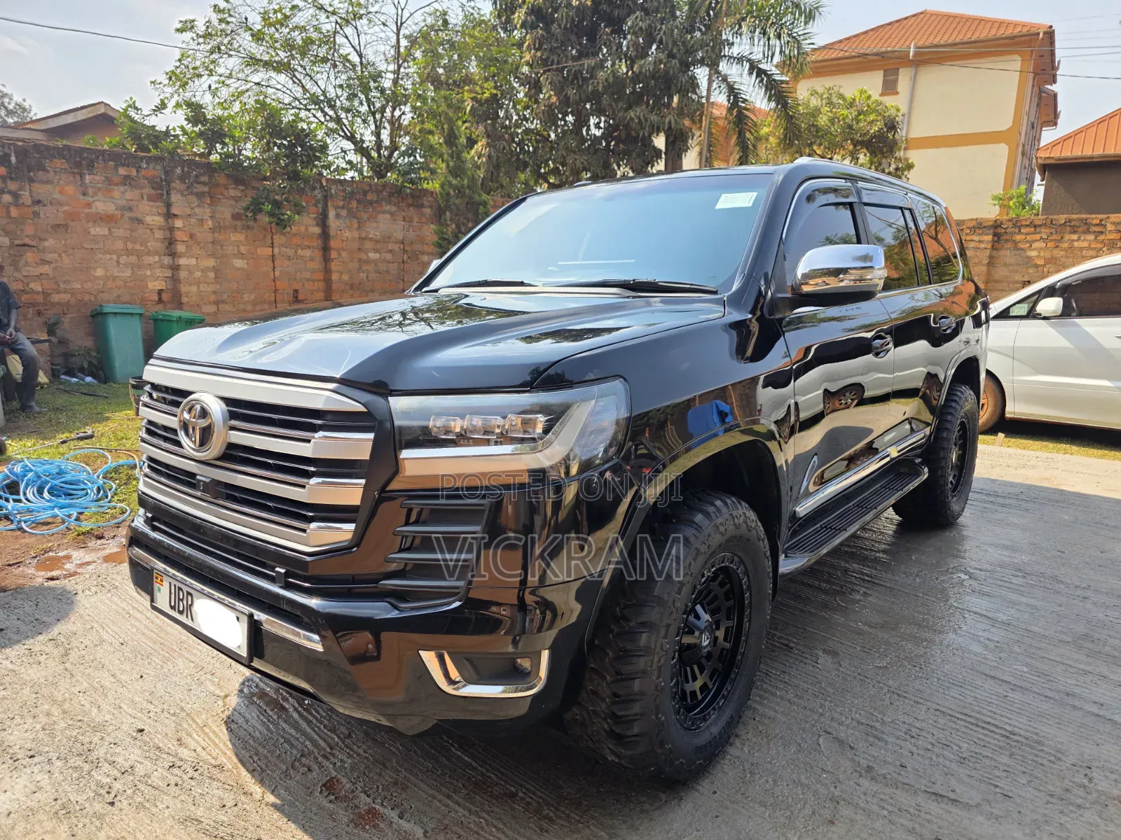 Toyota Land Cruiser 2009 Black