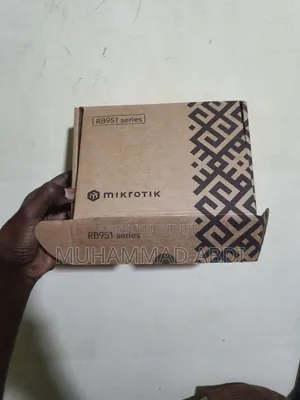 MikroTik RB951Ui-2HnD Router
