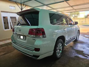 Toyota Land Cruiser 4.5 TD GX-R 2009 White